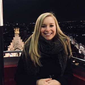 Meet your Posher, Abby